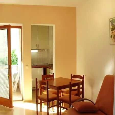 Levant Apartamento Makarska